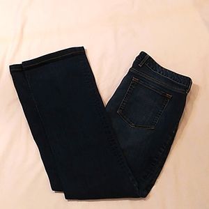 EDDIE BAUER SLIGHTLY CURVY SPECIALLY DYED BOOTCUT JEANS